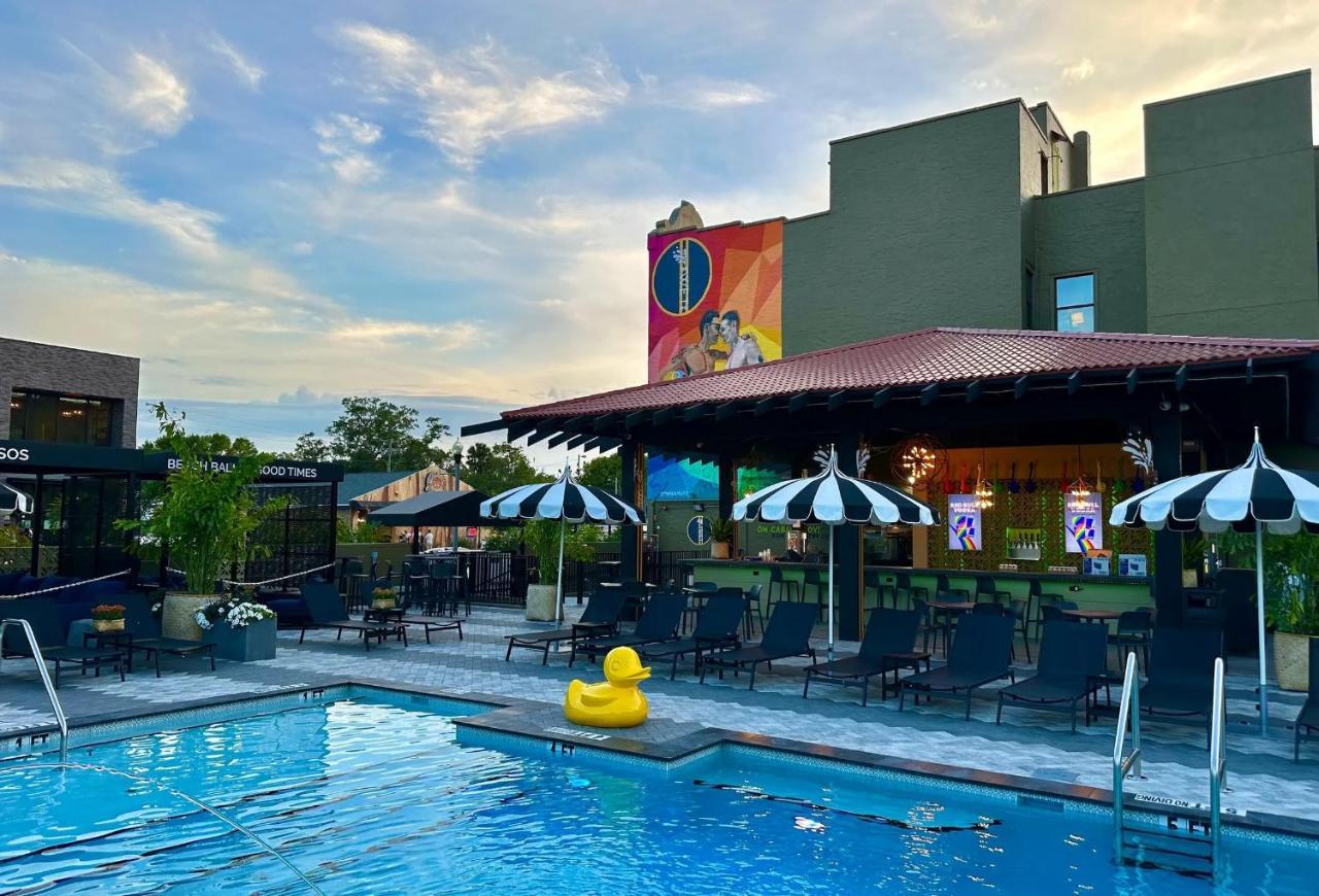 Mari Jean Hotel - All Adults Welcome เซนต์ปีเตอร์สเบิร์ก ภายนอก รูปภาพ